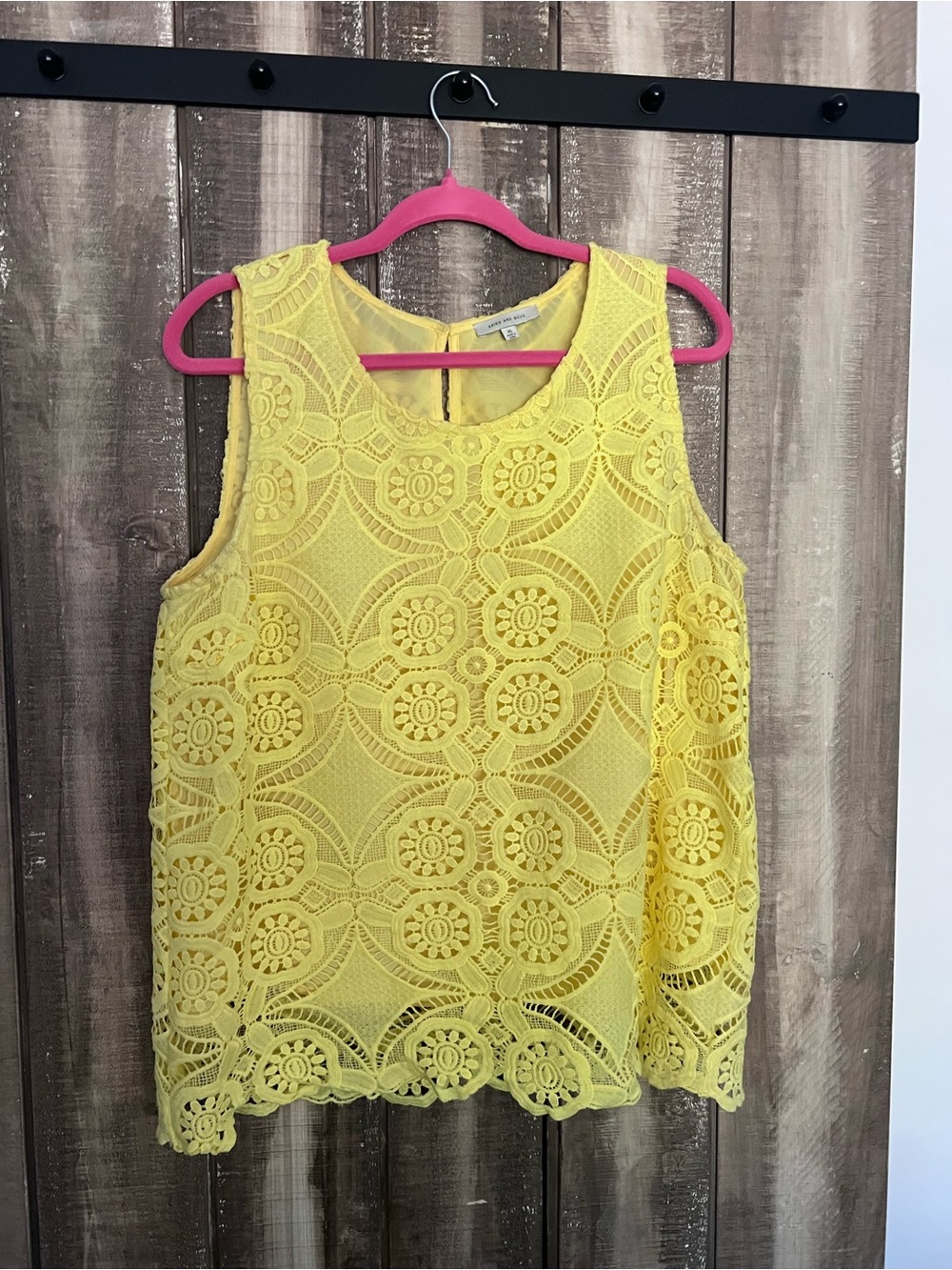 Skies Are Blue Yellow Lace Sleeveless Blouse, Size XL